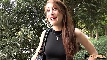 Carlie, Son Fantasme Se Faire Enculer Par Un Vieux